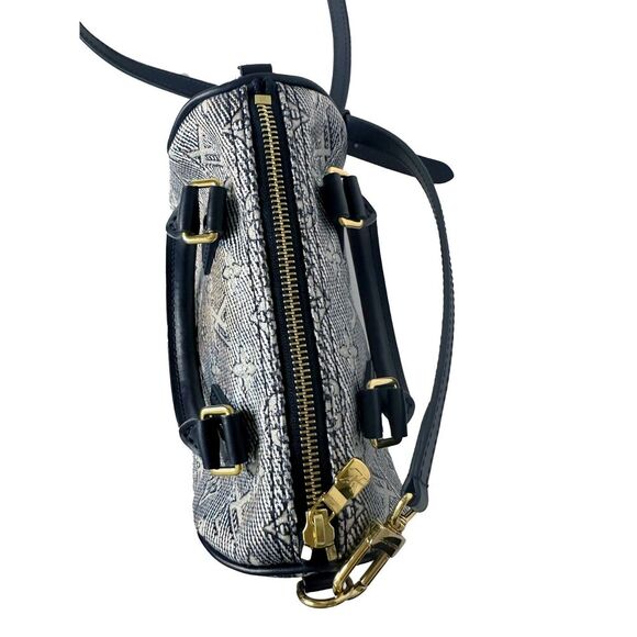 BRAND NEW Louis Vuitton Speedy Bandouliere 20 - Monoglam Blue - Picture 5 of 10